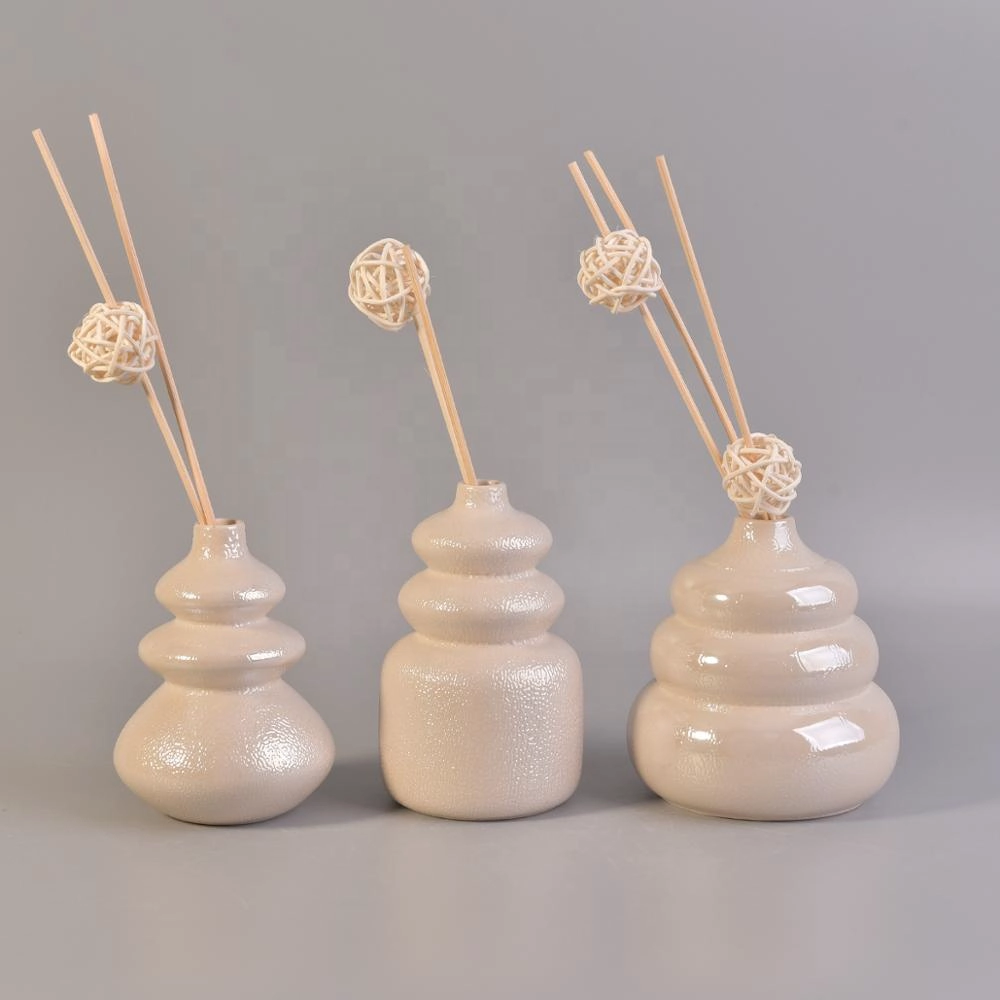 Luxury Fragrance essential ceramic reed perfume oil car diffuser bottle room decor