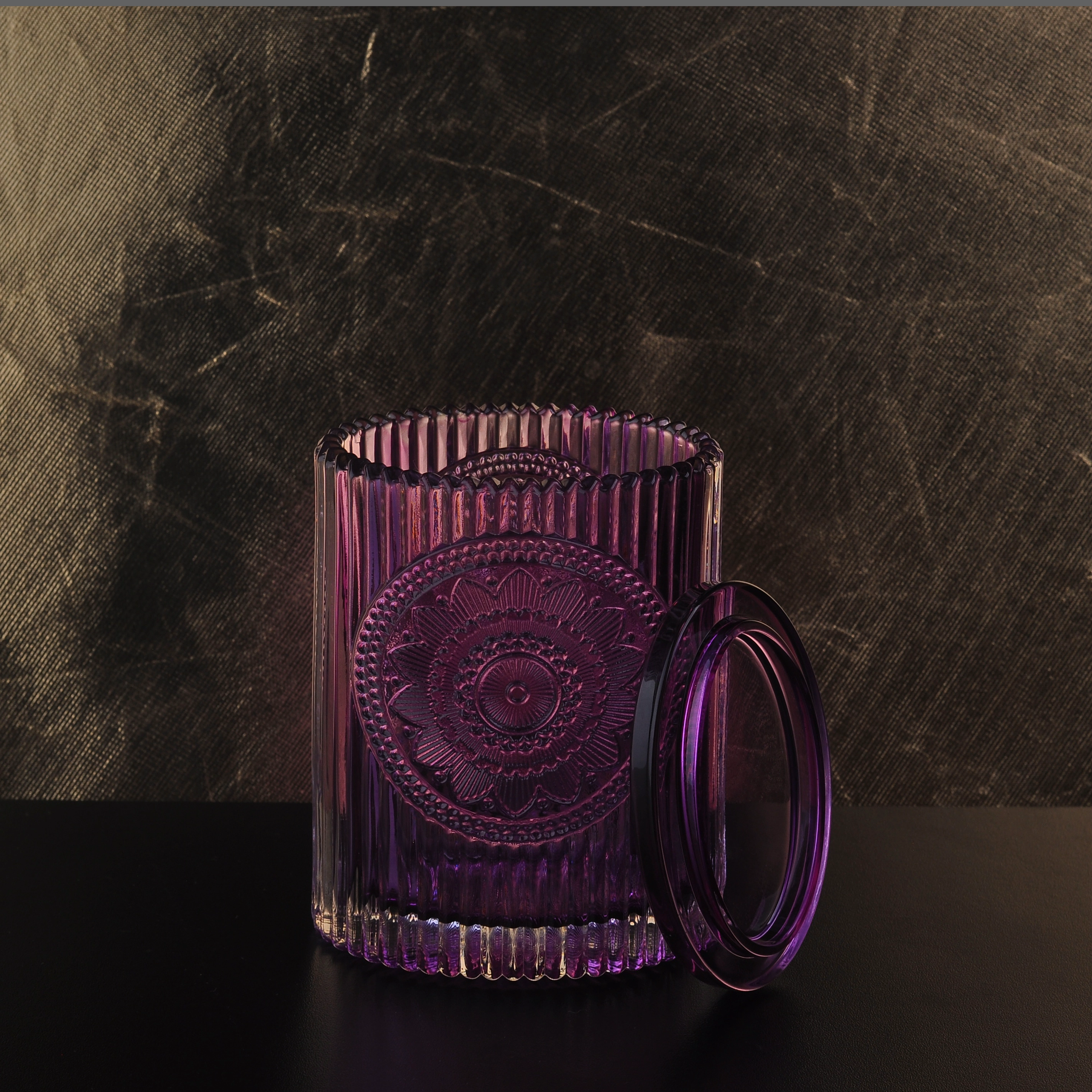 Factory price luxury oval custom engraved color glass candle jars with lid