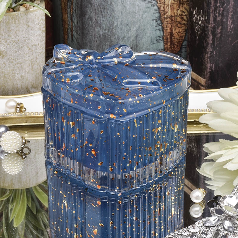 Decorative love-shaped candle jar glass candle holder with lid for wedding decoration