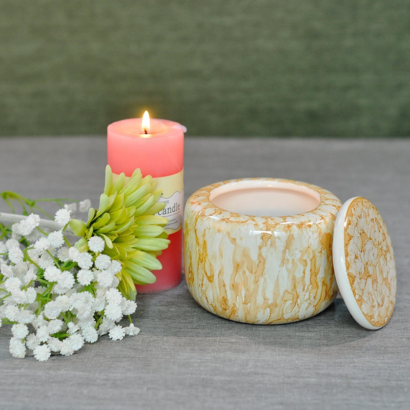 Wholesales Vintage tea light ceramic candle vessel with lid