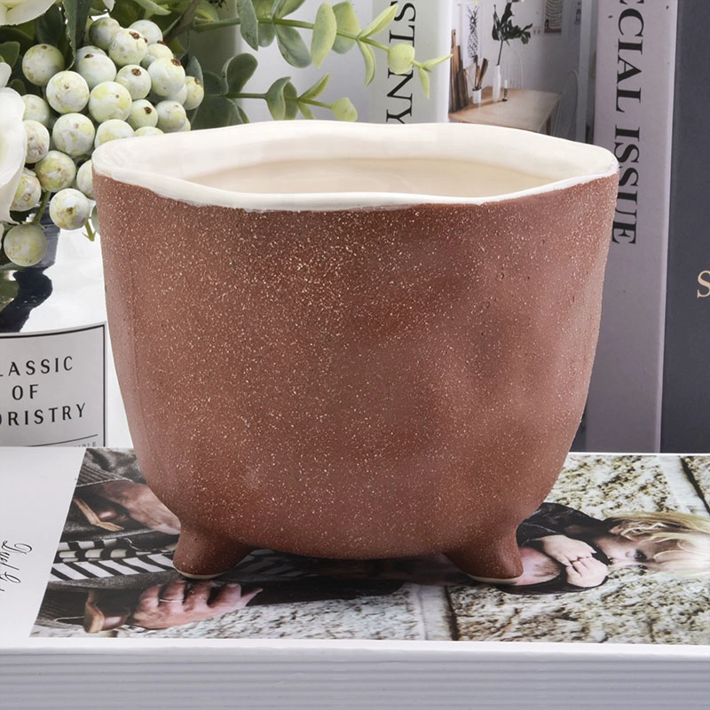 Decorating red candle jar ceramic round candle vessel wholesales