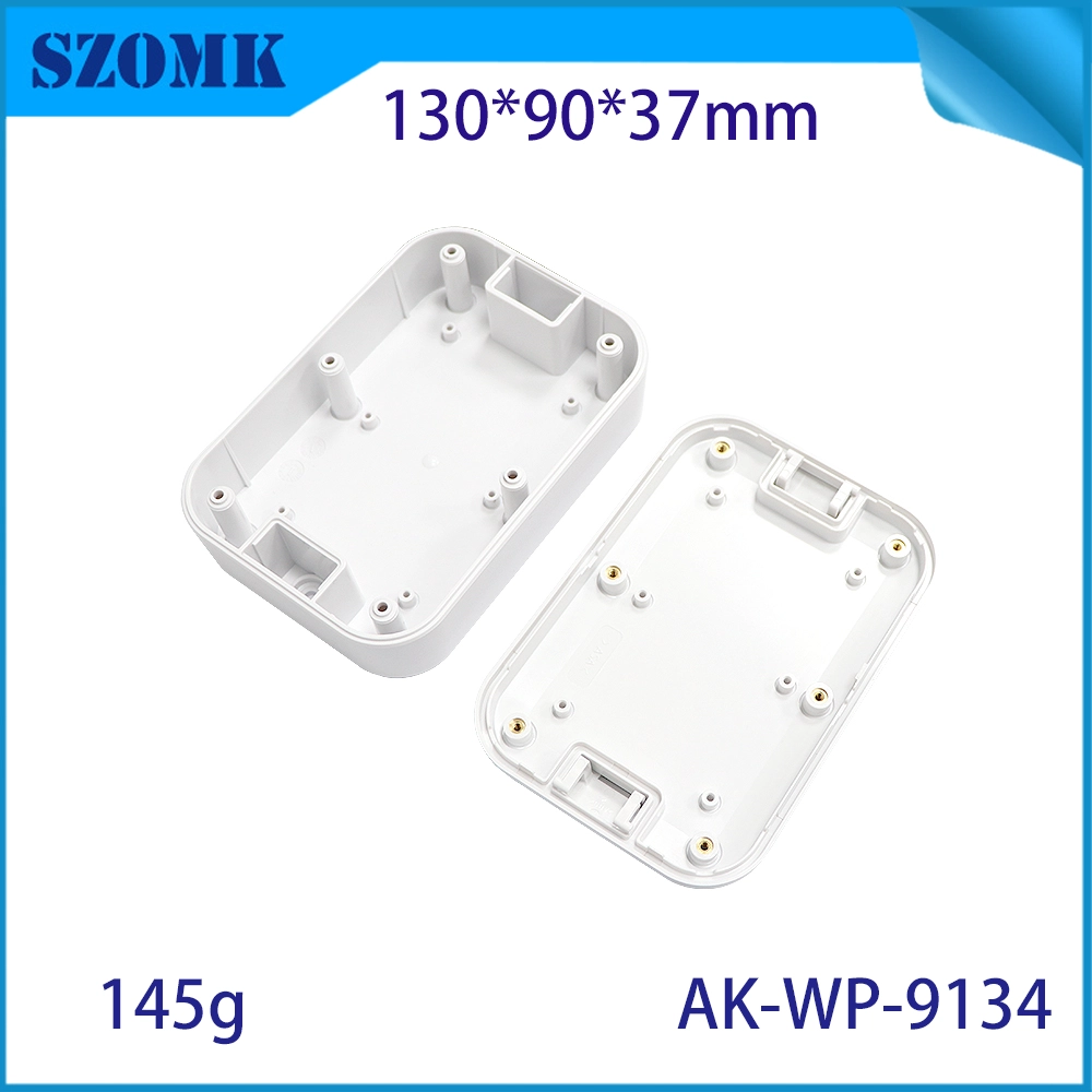 130*90*40mm AK-WP-9134 UV-protect waterdichte doos IP67 Paalmontage Plastic behuizing IoT/IIOT GPS Track Lorawan Gateway IoT Sensor Housing