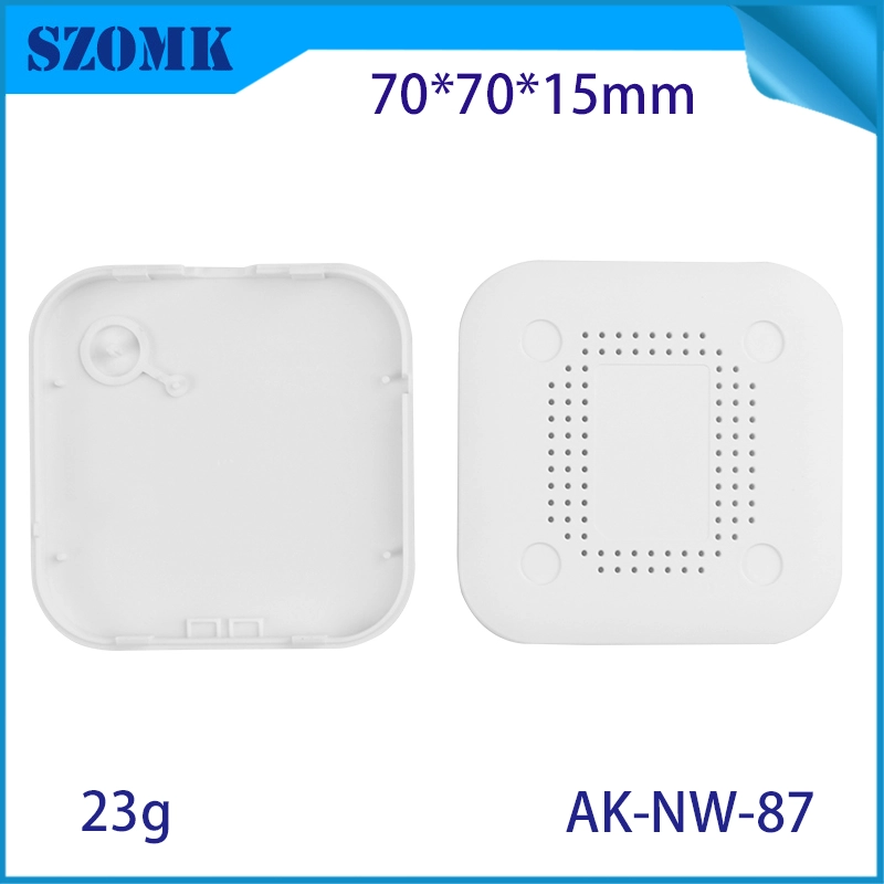AK-NW-87 Guerra inalámbrica Smart Control de control para el hogar Pies de goma con carcasa de plástico texturizado IoT Actitud 70*70*15 mm