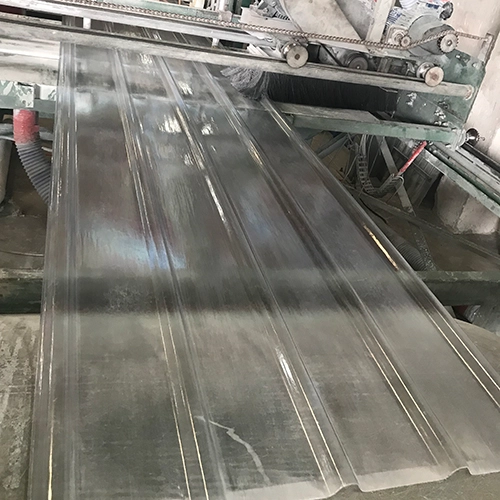 Novos painéis de telhado de fibra de vidro de plástico ondulado transparente da China fabricam no preço de venda