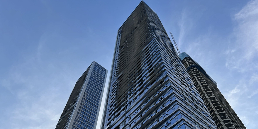 Low E insulated glass curtain wall