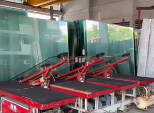 Pagpapakita Ng Laminated Glass Cutting
