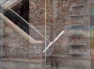 የመስታወት በር አጽዳ