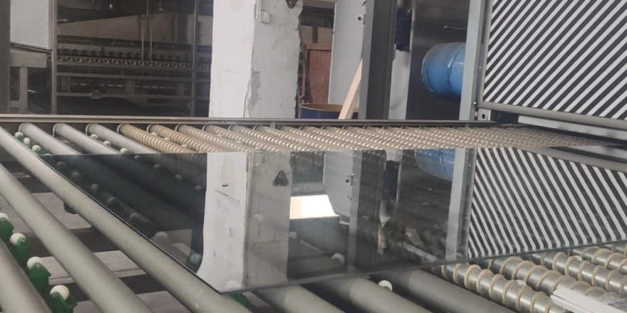 tempered coated low e glass supplier