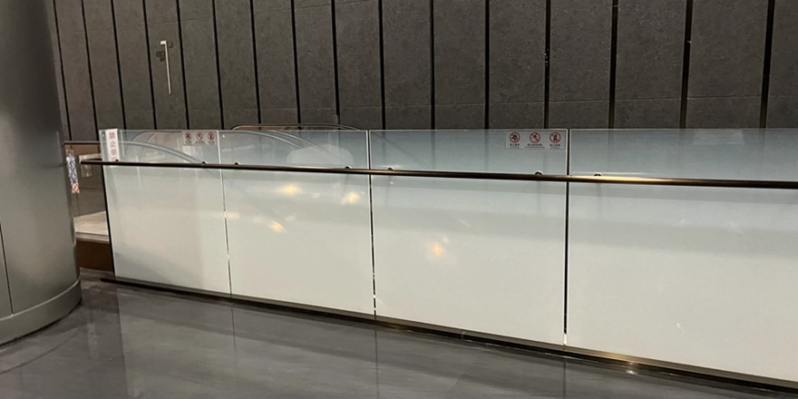 Silkscreen printing glass balcony balustrade