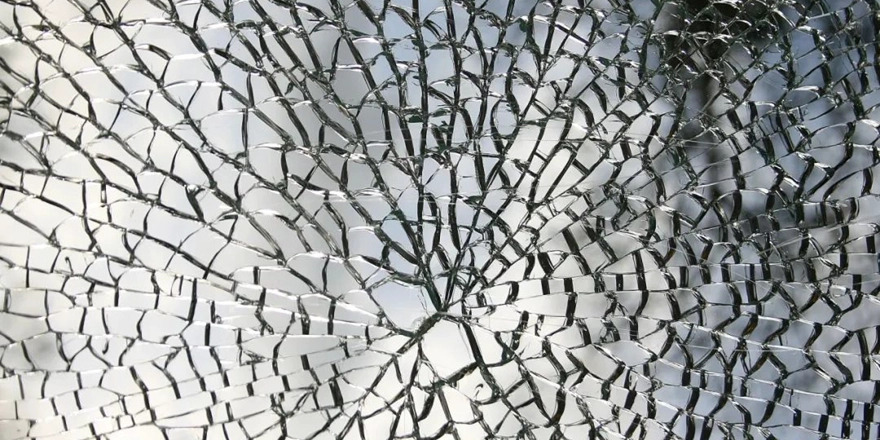 tempered glass broken stages 
