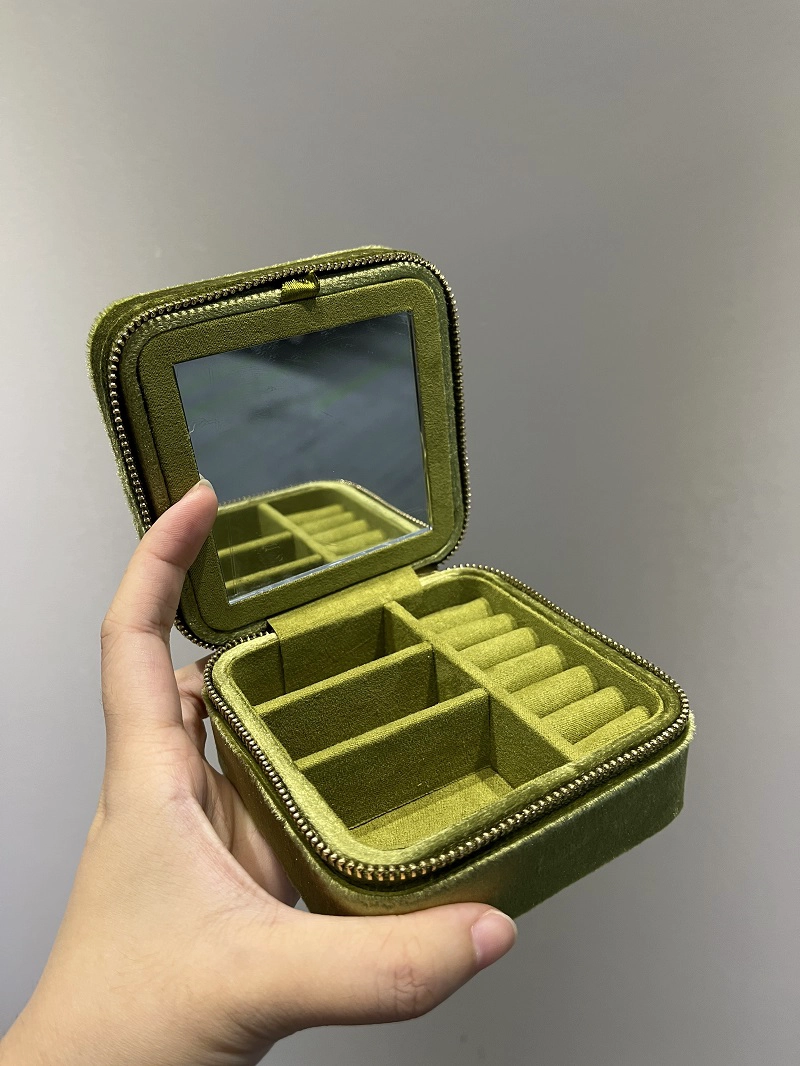 How useful a jewelry case