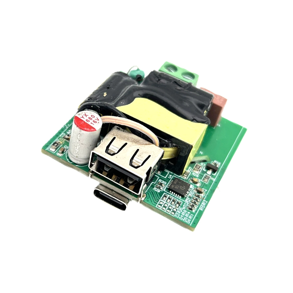 Circuito caricabatterie Doppia porta USB Scheda caricabatterie PCBA Tipo-C PD Produttore PCB per caricabatterie per auto PCBA