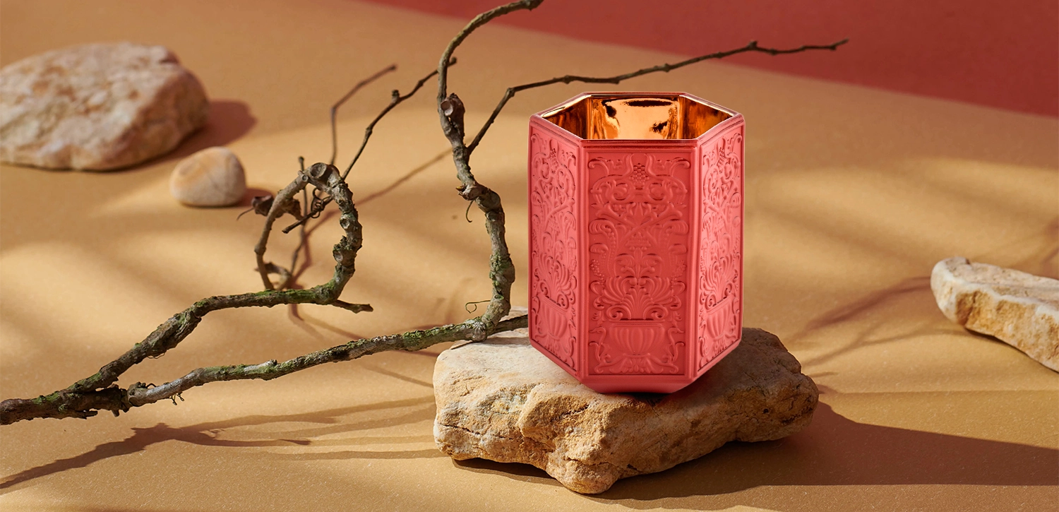 Luxury custom baroque gold-plated red european style glass candle jar Luxury custom baroque gold-plated red european style glass candle jar