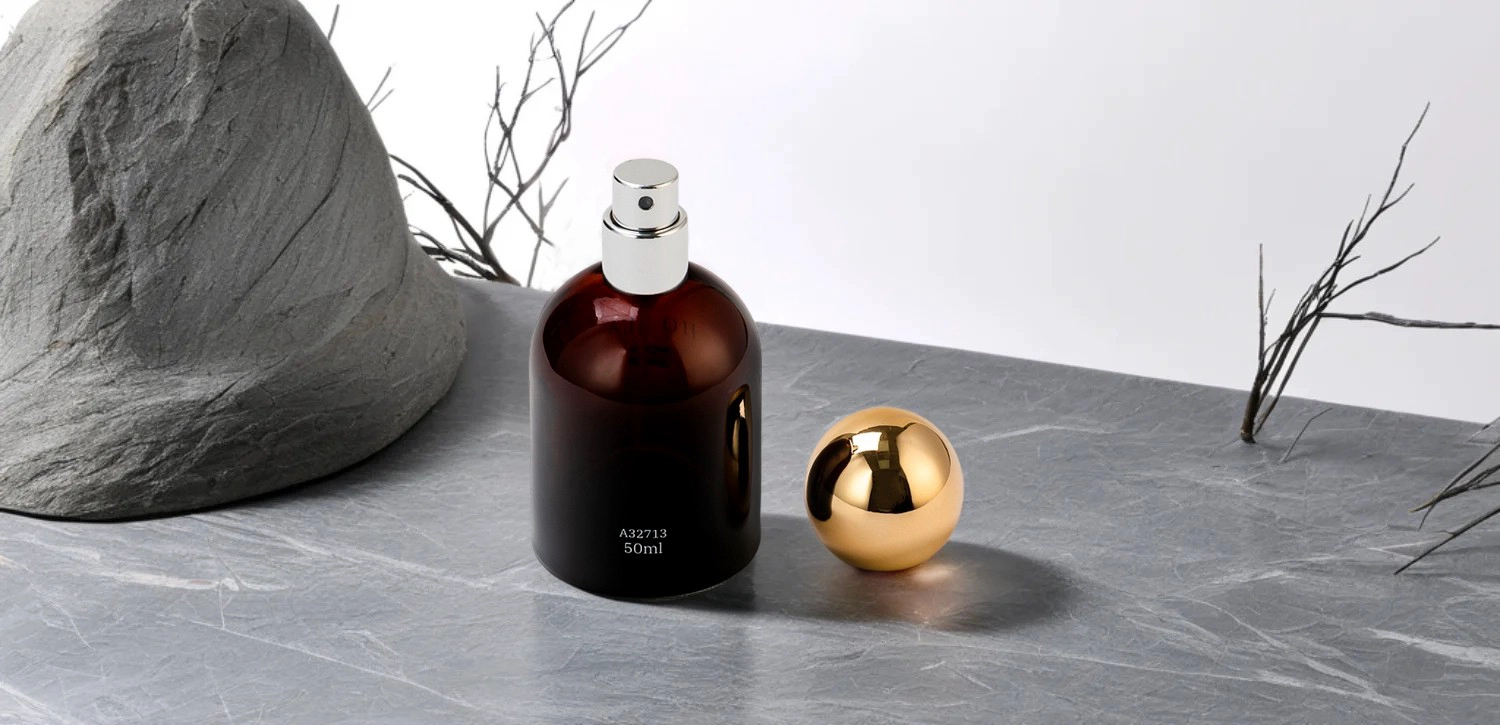 Wholesale gilded spherical lid amber-brown perfume bottles Wholesale gilded spherical lid amber-brown perfume bottles