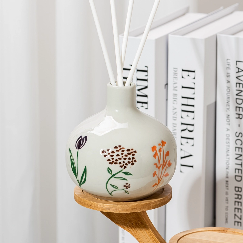 Botellas difusoras de láminas de cerámica florales pintadas a mano de nuevo diseño