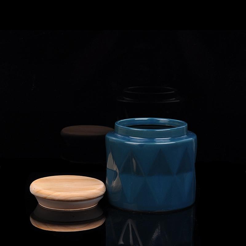 680ml Glazed Ceramic Candle Holder with Wooden Lid Wholesales
