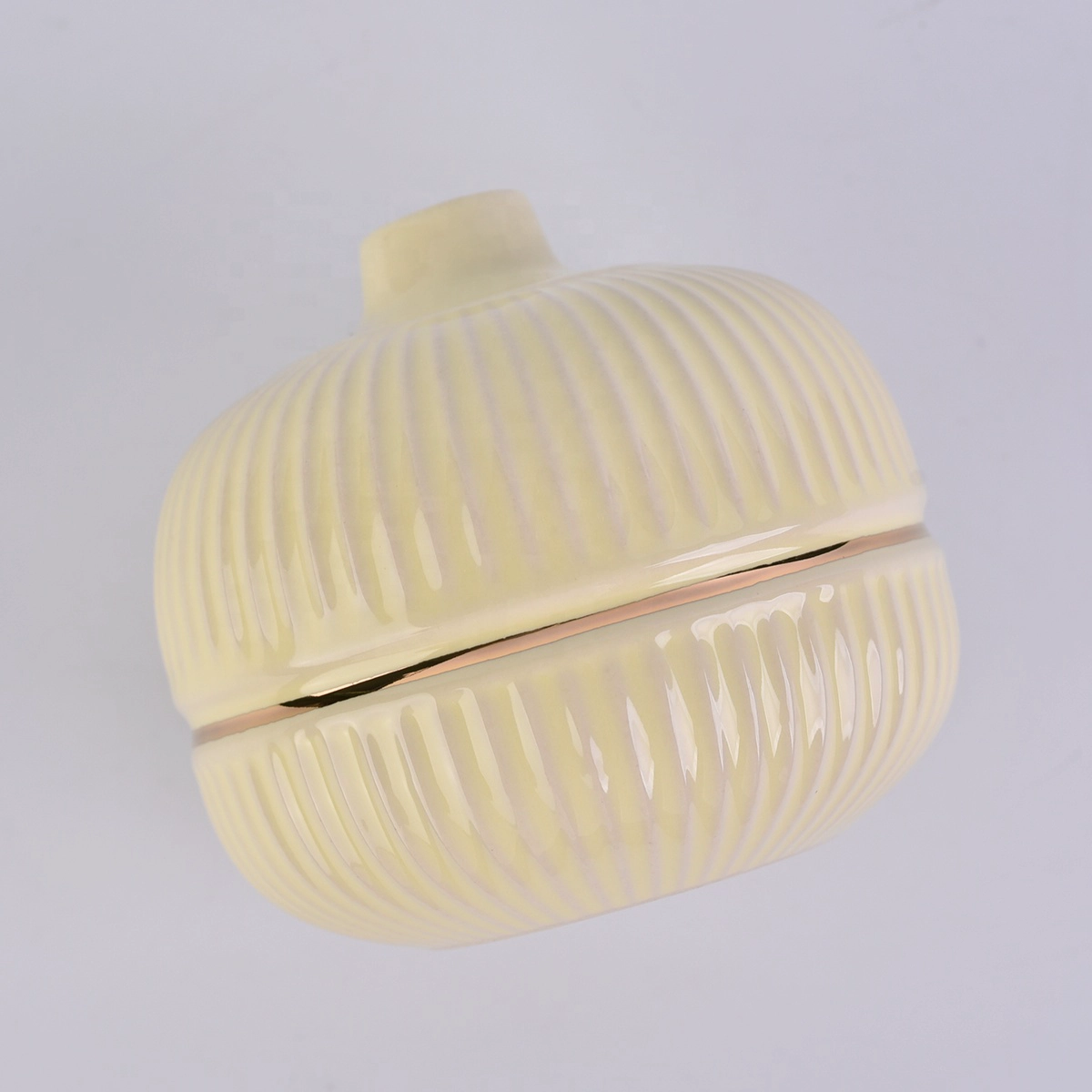 Wholesales air freshener gold ceramic oil aroma empty reed diffuser bottles