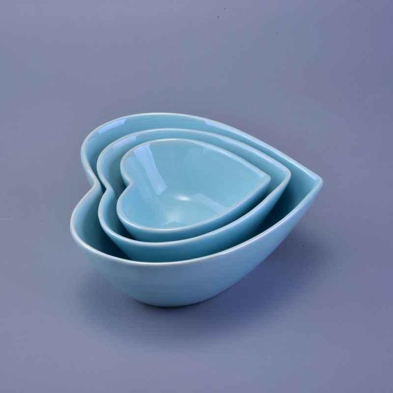 cute design heart shaped ceramic candle jars