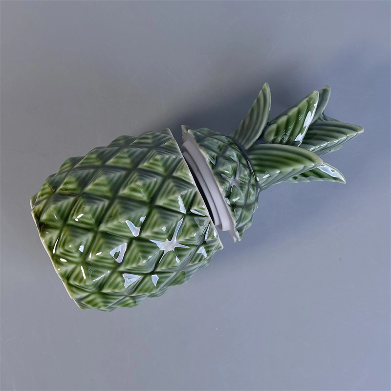 Pineapple shape ceramic candle jar with lid green color home decoration