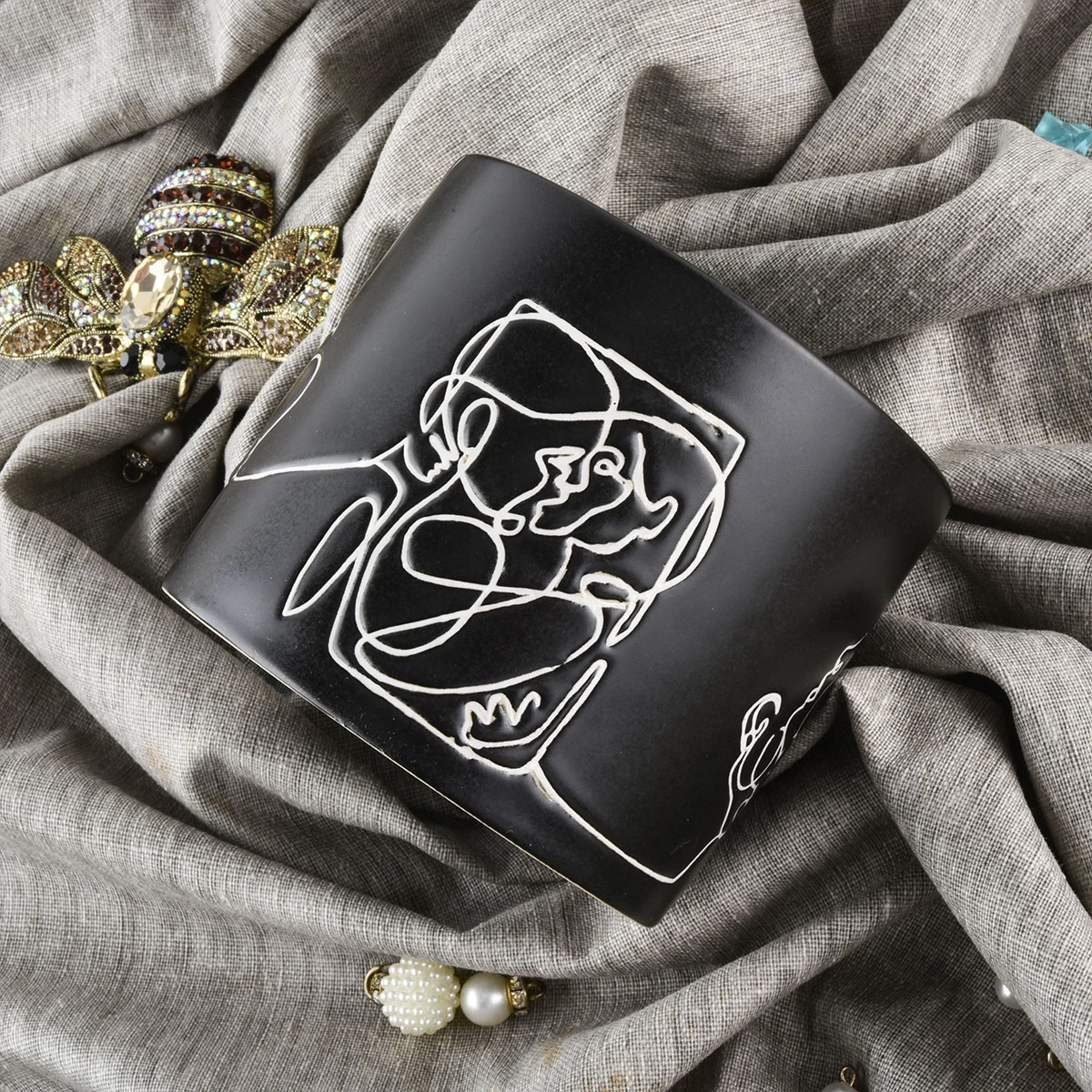black cylinder ceramic candle jars for home fragrance