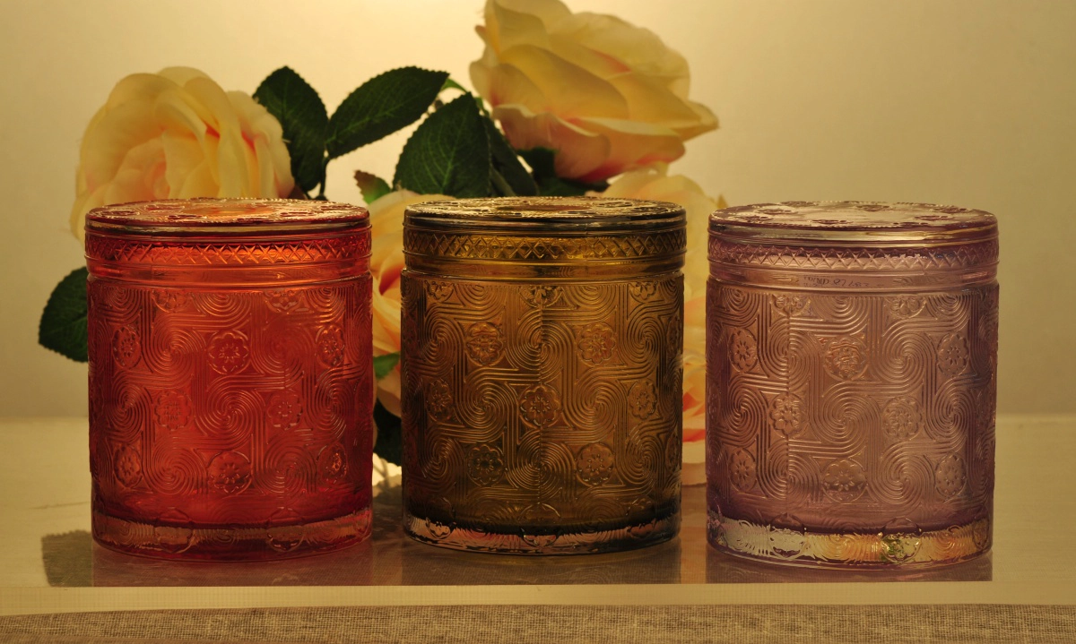 Sunny design luxury embossed Glass candle holder with glass lids