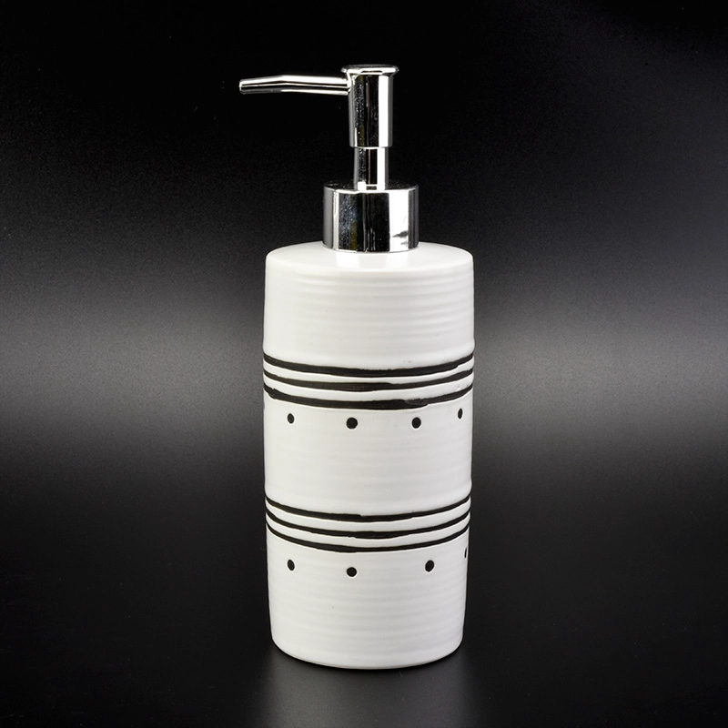 4pcs Customized ceramic porcelain bathroom shower accessories kits hotel decor wholesales