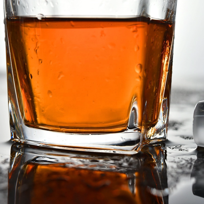 5pieces square Lead-free glass luxury Decanter whiskey cups sets