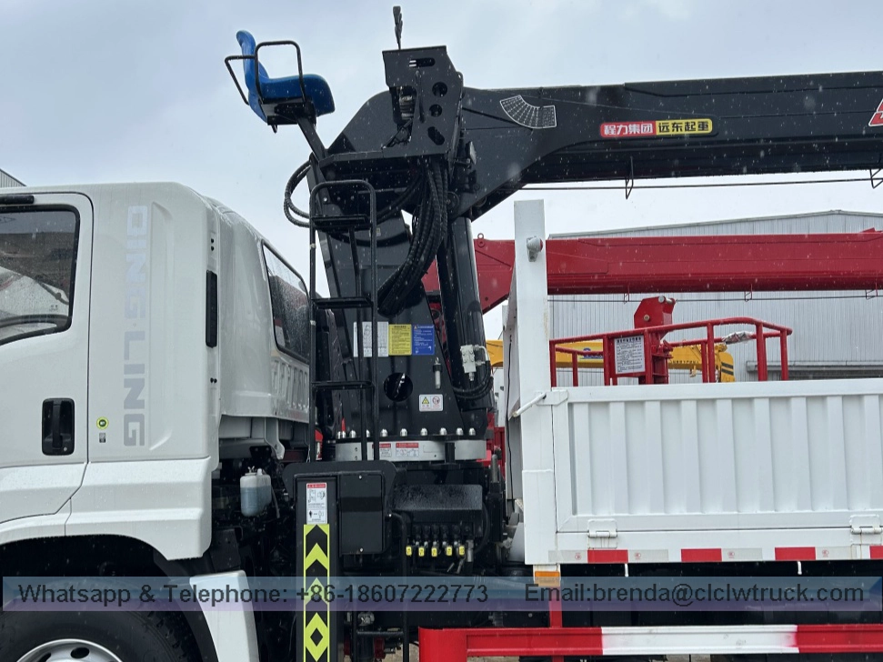 Isuzu Single Bridge 8 Ton Truck Crane For Sale