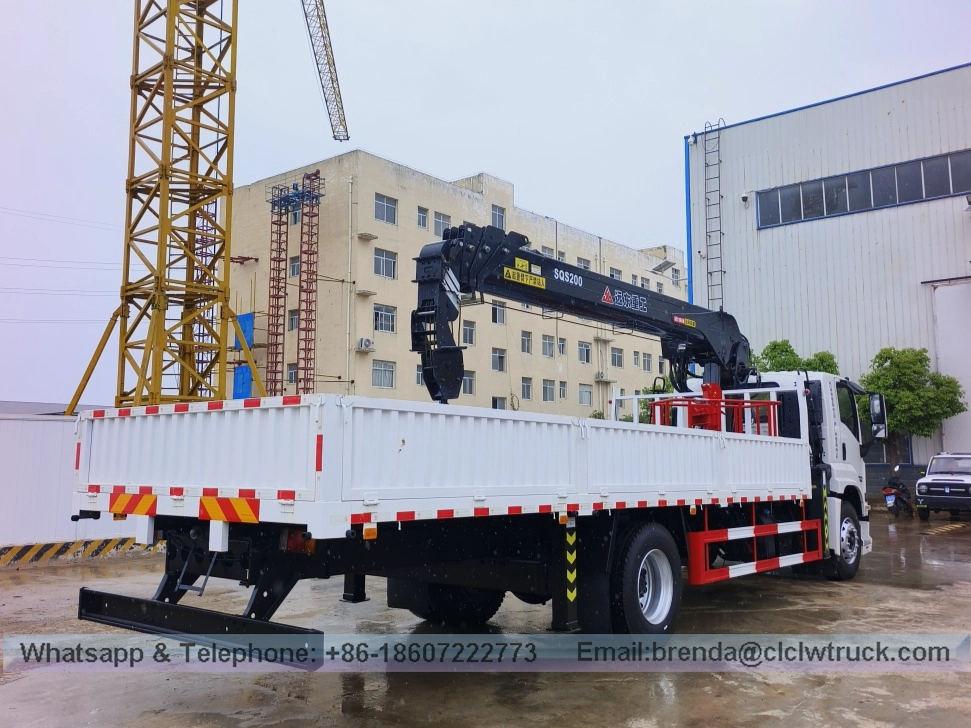 Isuzu Single Bridge 8 Ton Truck Crane For Sale