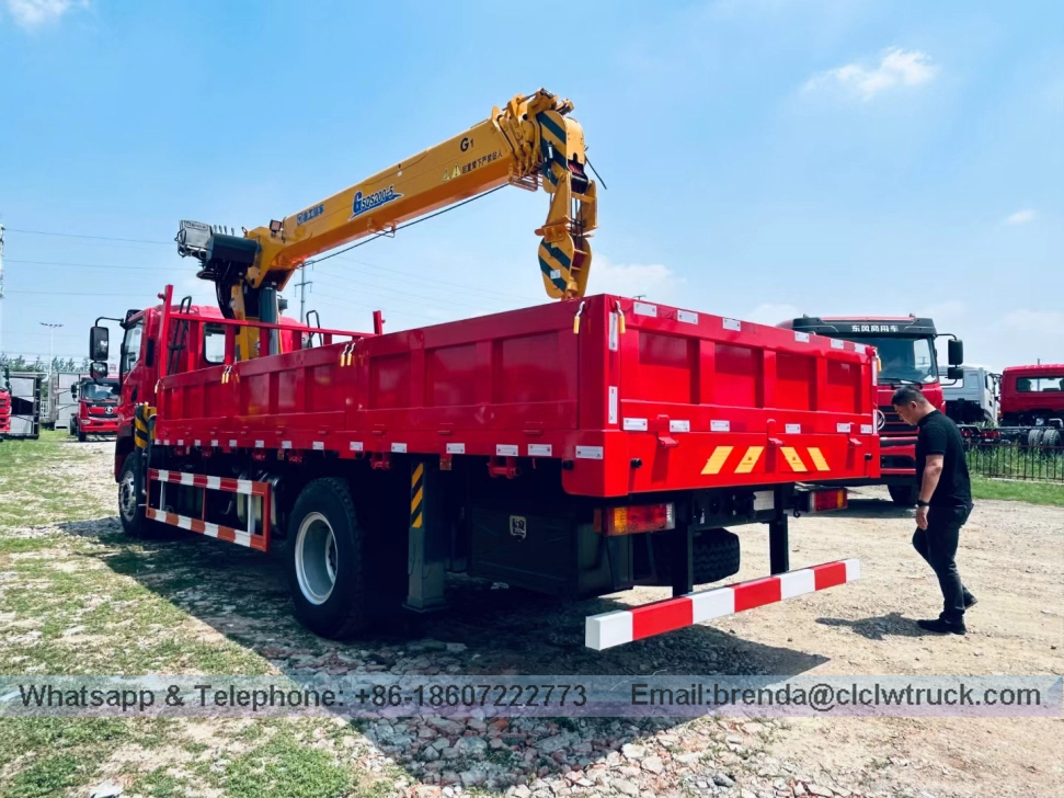 XCQC 8-ton na trak na may crane