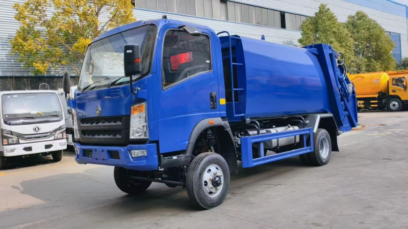 High-capacity China garbage compactor truck