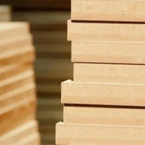 FSC sertifikuotas profesionalus gamintojas nuo 4 mm iki 18 mm laminuota MDF plokštė