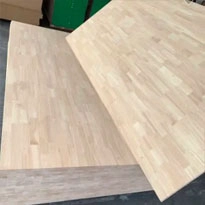 Ang mga pakinabang ng Rubberwood