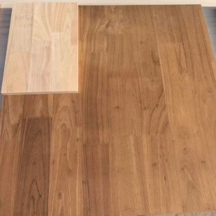 Mūsu rūpnīca paplašina savu termiski modificētās koksnes saimi ar priedes un gumijas koksnes masveida ražošanu. Mūsu rūpnīca paplašina savu termiski modificētās koksnes saimi ar priedes un gumijas koksnes masveida ražošanu.