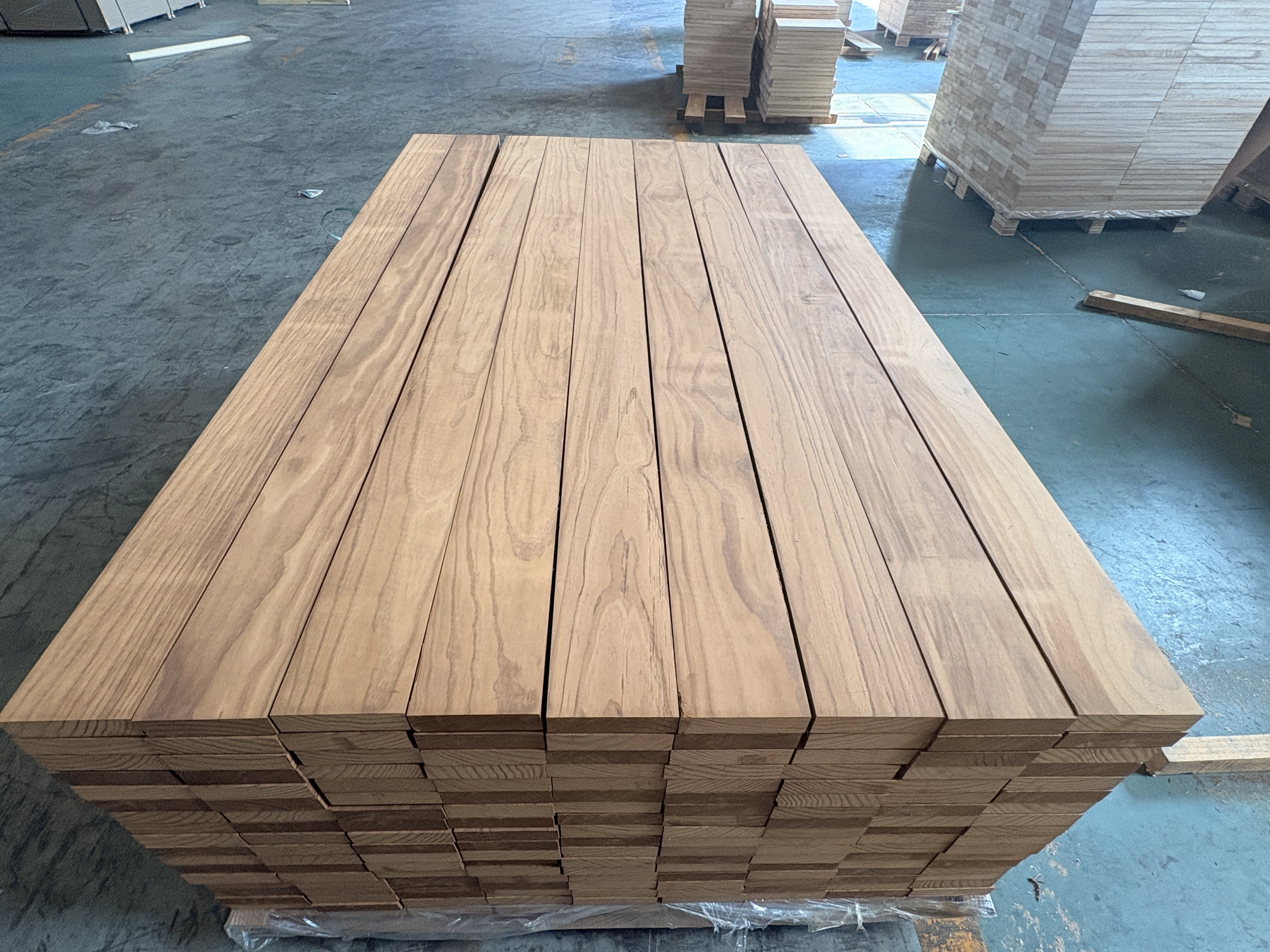 Thermally Treated Carbonized Radiata Pine Strip – Durable Outdoor & Indoor Wood Solution | Thermally Modified Radiata Pine Board Supplier China