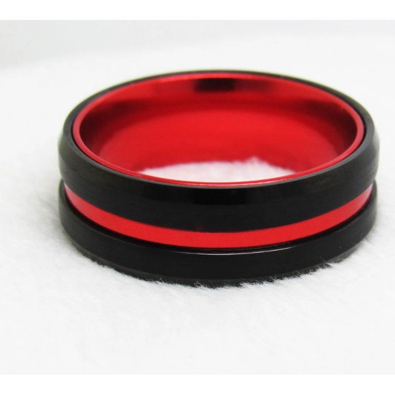 Wolframring auf Lager Beliebte 8 mm hochglanzpolierte und gebürstete flache und abgeschrägte Kanten aus schwarzem Wolframkarbid und rotem Aluminiumring China Hersteller
