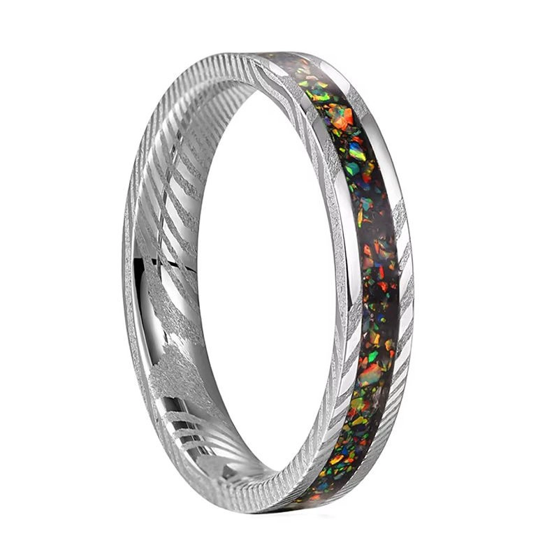 Produttore all'ingrosso di romantiche fedi nuziali in acciaio di Damasco placcato argento da donna da 4 mm con inserto in opale schiacciato