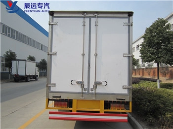 Refrigerated lorry box truck price for sale