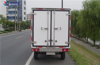 Chepaer mini refrigerated vehicle van lorry supplier in China