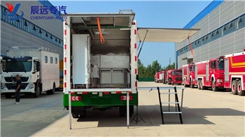 JAC 4x2 mobile kitchen food trucks by diesel fast food vehicle supplier