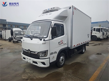 Foton brand 3-5 tons frozen van refrigerator trucks supplier