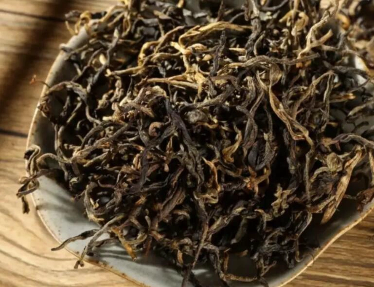 Siyah Çay ve Pu'er Çay Arasındaki Fark - Farklı Üretim Süreçleri