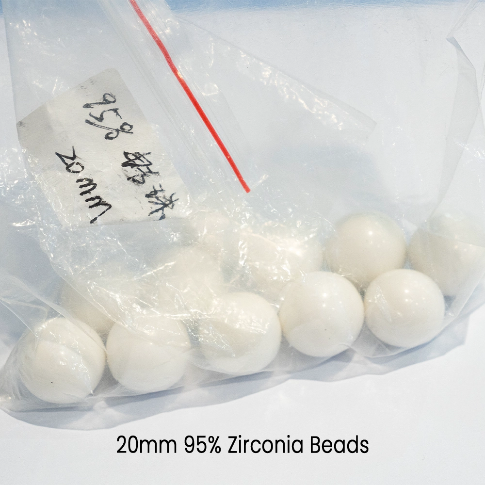 95% 20mm Zirconia Beads