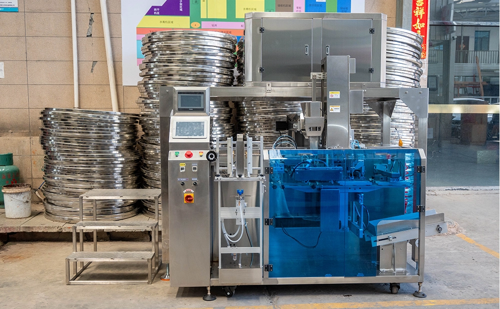 M gusset pouch vacuum packing machine
