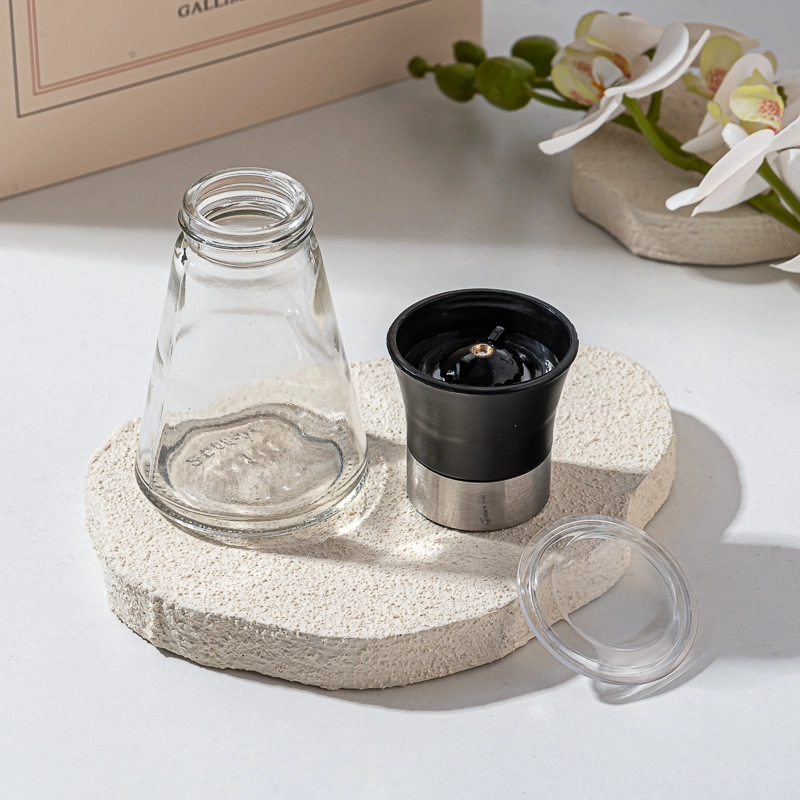 80ml Glass pepper shaker bottle with grinding cap