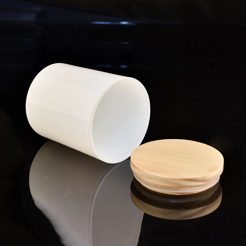 10oz White Glass Candle Jar With Wooden Lids