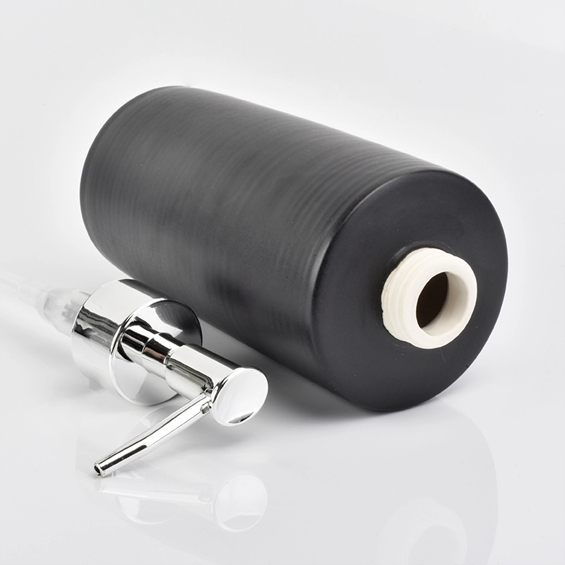 Luxury Ceramic Black hotel Bathroom Accessories Sets China