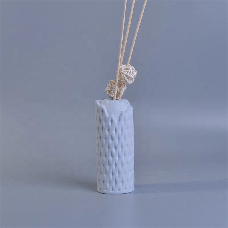wholesale ceramic matte white reed aroma diffuser empty bottles