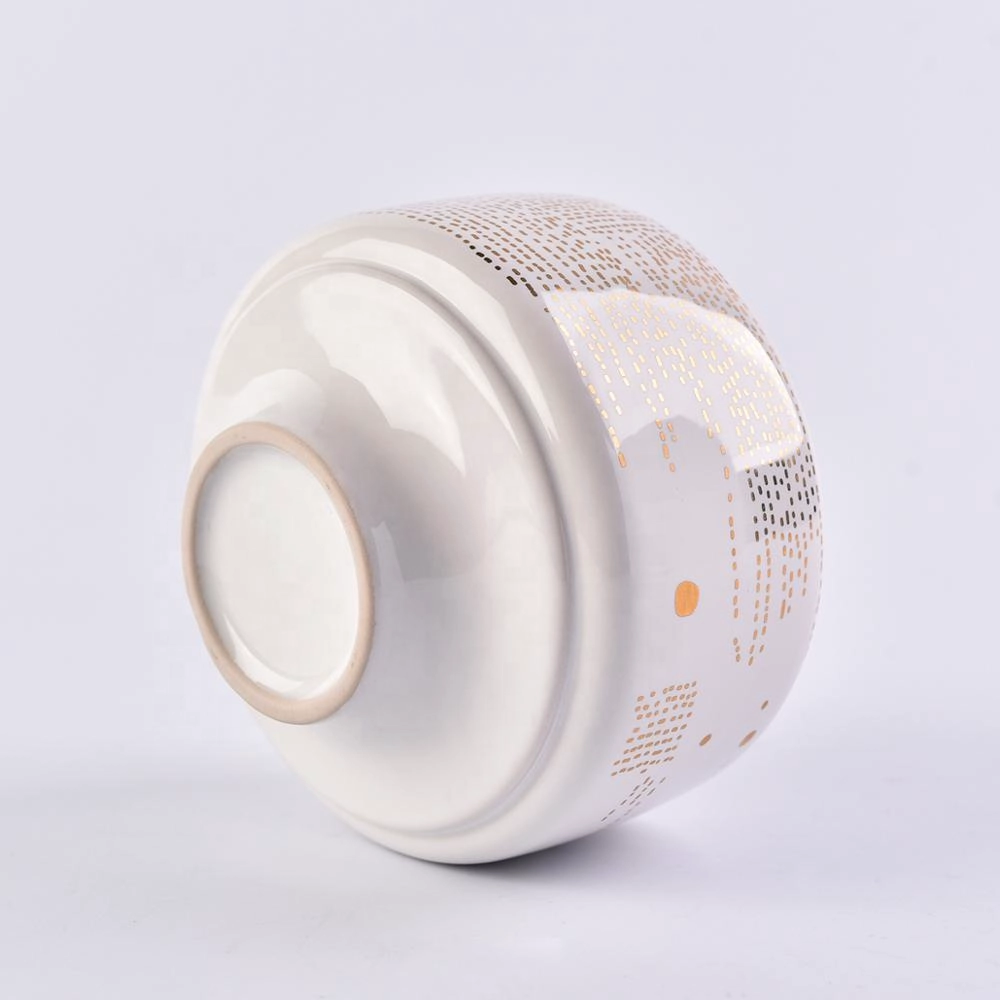 Wholesales decorative standing white ceramic candle holder