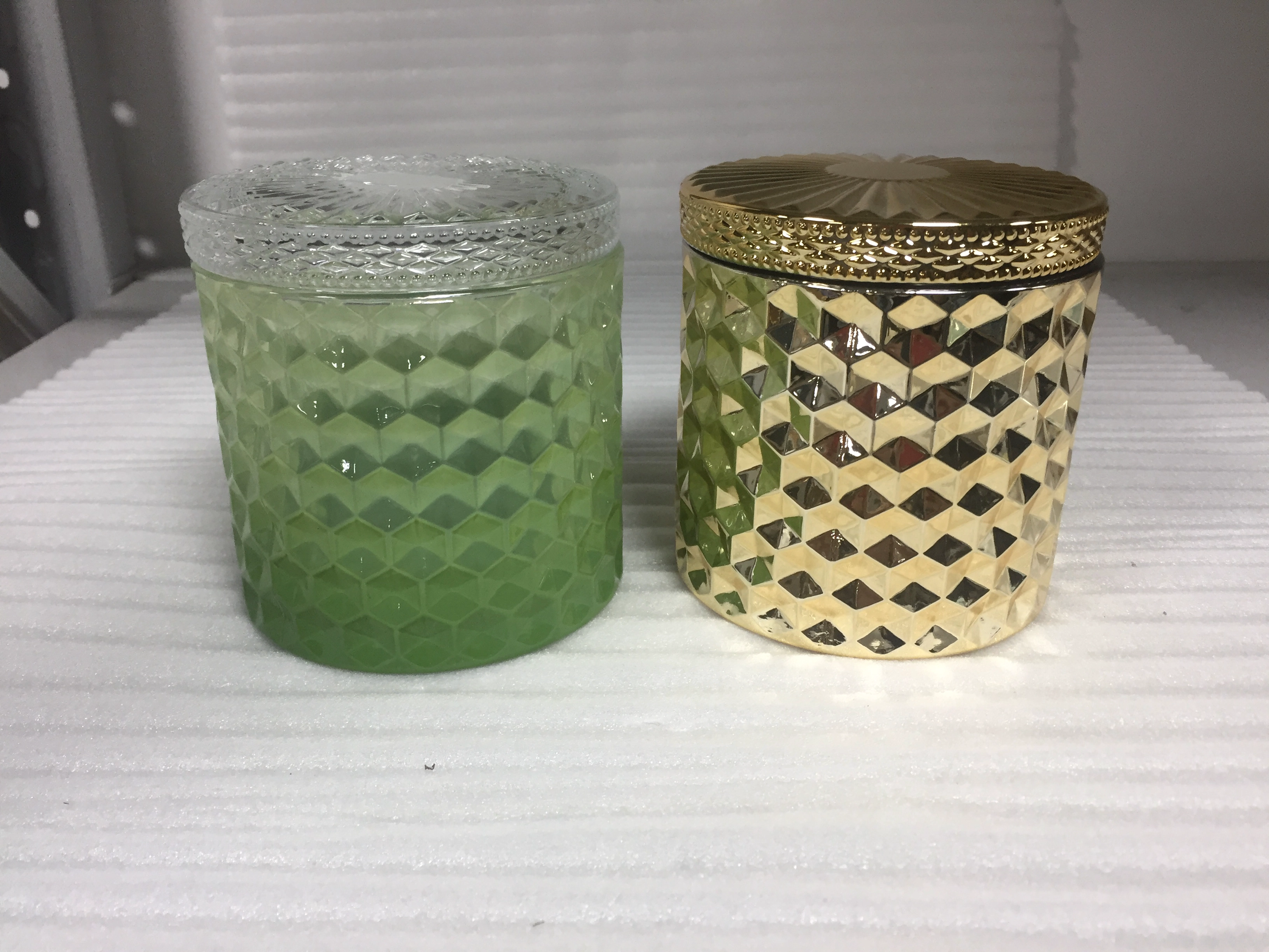 Custom Diamond Glass Candle Jar With Lid